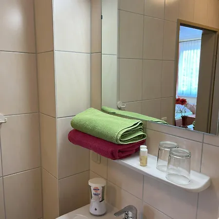 Leyerhof 住宿加早餐酒店 Wendisch Baggendorf